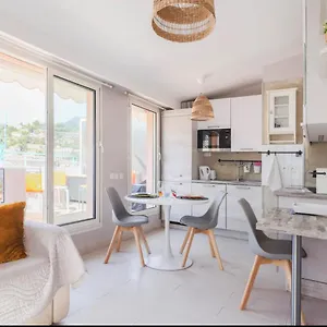  Appartement 2p - Terrasse - Parking -