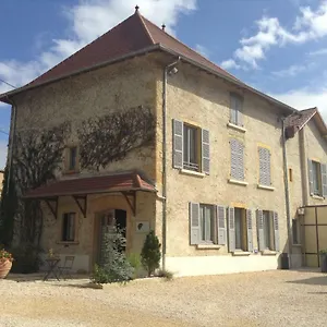 les-loges-de-latelier.hotels-rhonealpes.com/